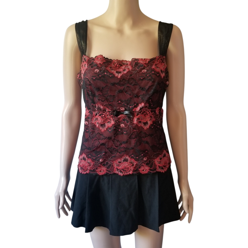 Vintage Arianne Floral Lace Top